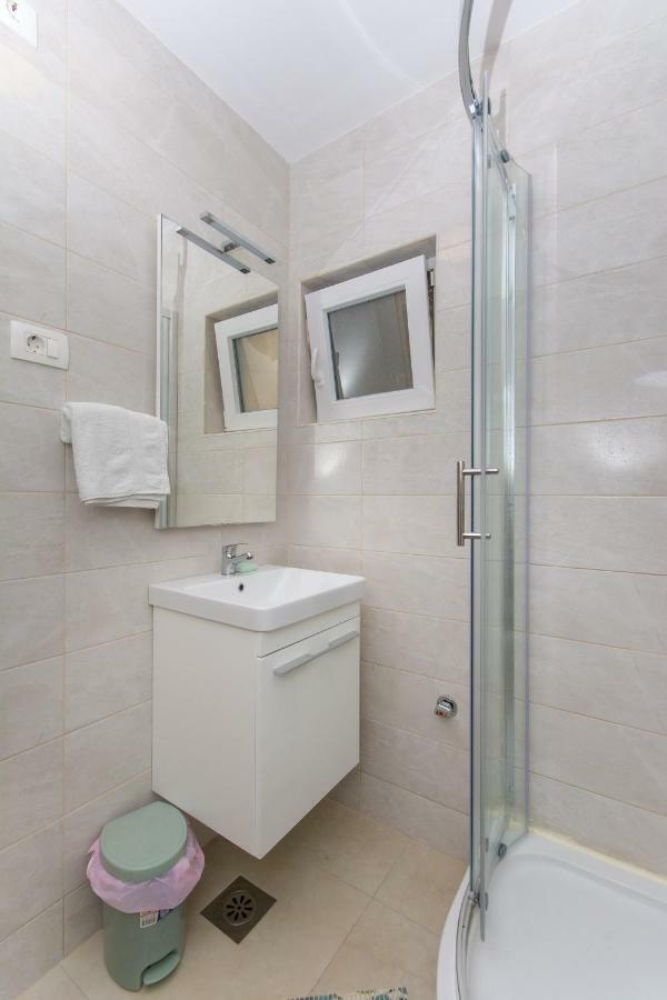 Ratak House Apartment Prizba Exterior photo