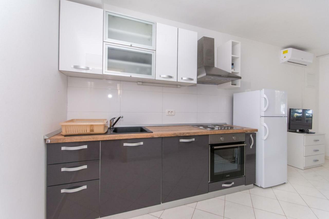 Ratak House Apartment Prizba Exterior photo